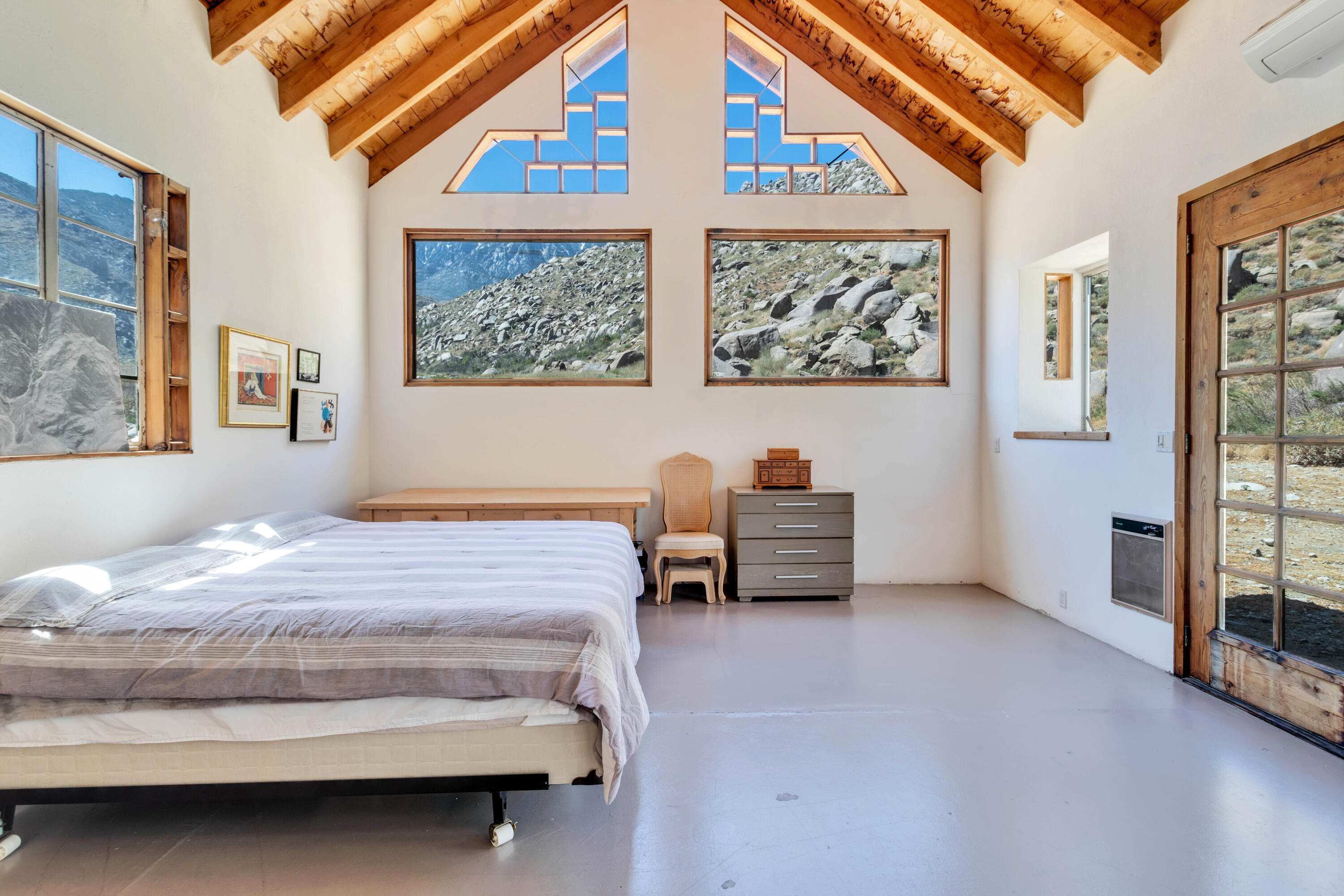 15981 Snowcreek Canyon Road Whitewater, CA 92282 - Photo 16 of 62 Primary Bedroom