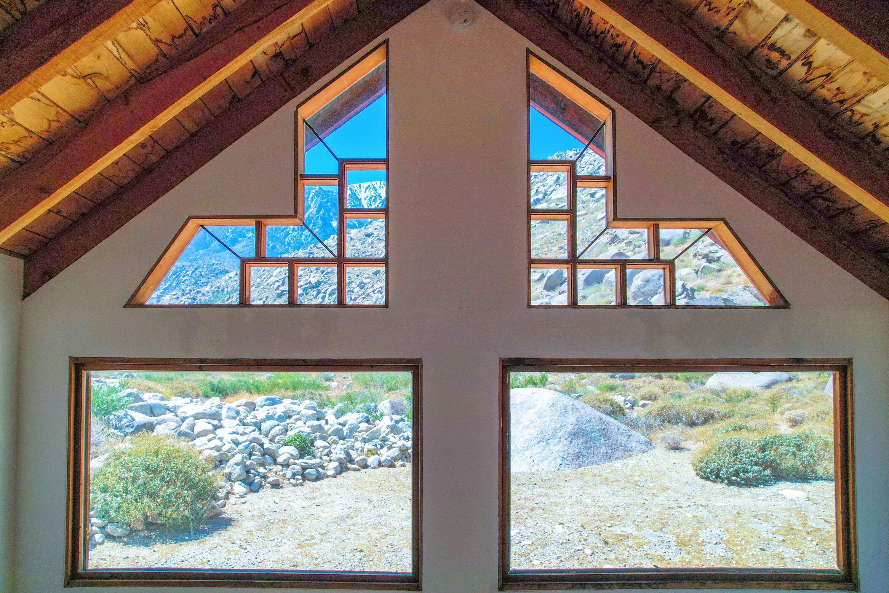 15981 Snowcreek Canyon Road Whitewater, CA 92282 - Photo 21 of 62 Primary Bedroom Mountain Views