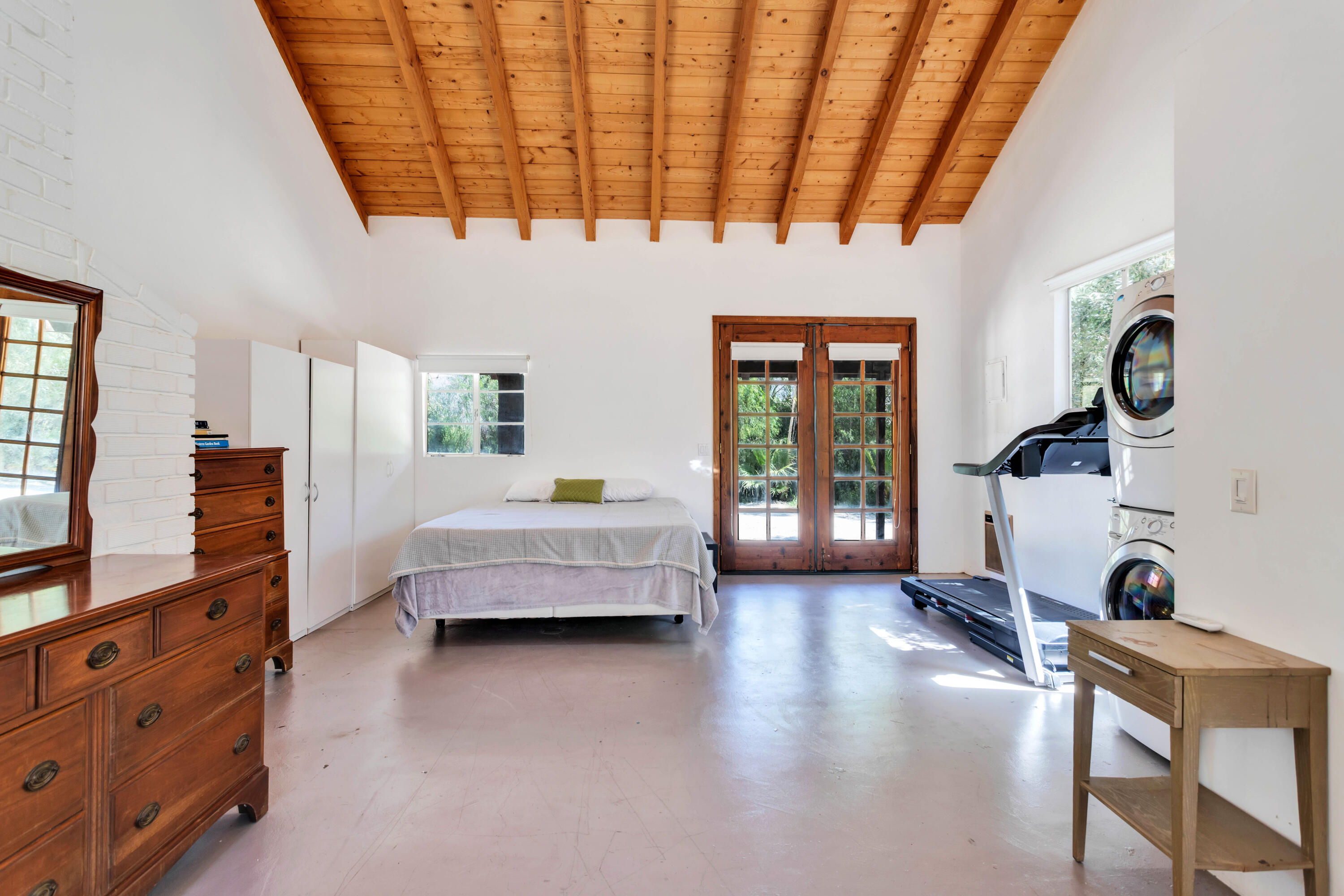 15981 Snowcreek Canyon Road Whitewater, CA 92282 - Photo 26 of 62 Guest Bedroom