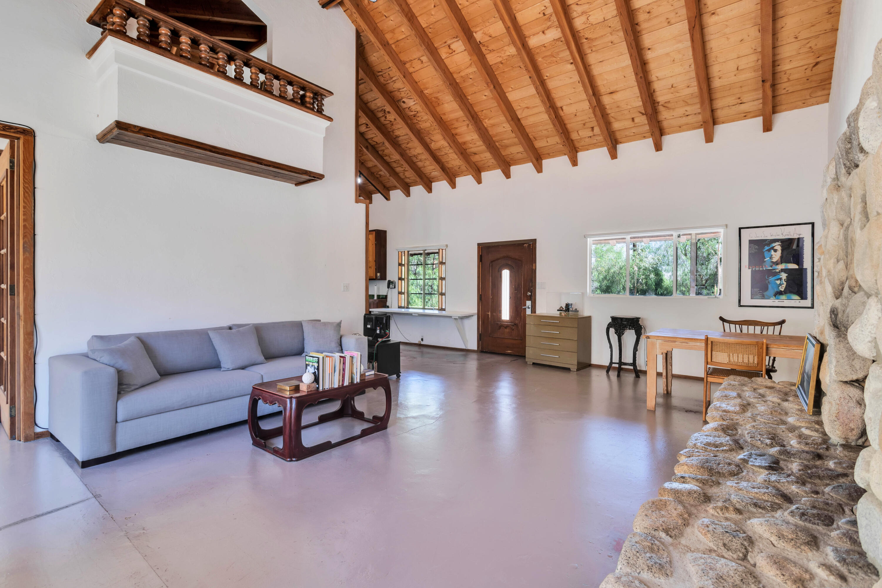 15981 Snowcreek Canyon Road Whitewater, CA 92282 - Photo 8 of 62 Living Room