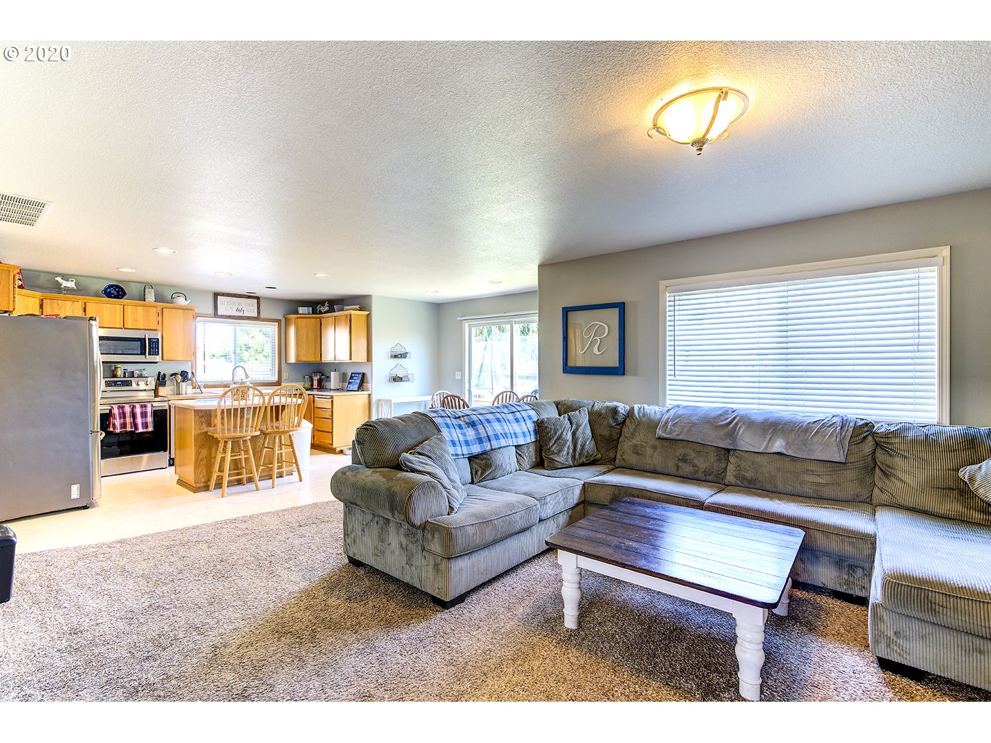 255 Probe Street Molalla, OR 97038 - Photo 6 of 31 Gallery Image 6