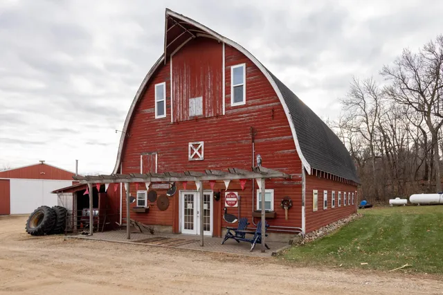 $334,900 | 20468 Appaloosa Road, Pelican Rapids, MN 56572