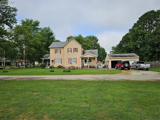 $177,000 | 521 Cherry Street, Tilden, IL 62292