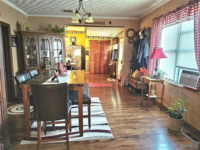 $177,000 | 521 Cherry Street, Tilden, IL 62292