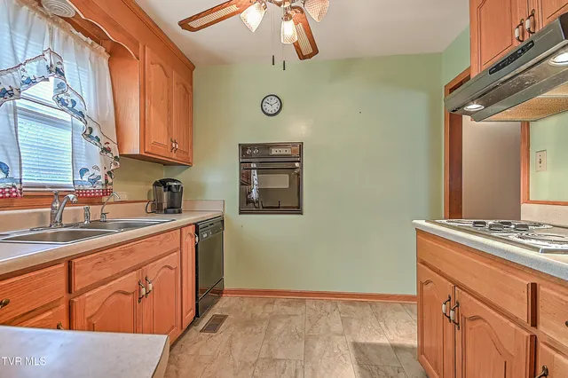 $259,900 | 258 Blackburn Circle, Bristol, TN 37620