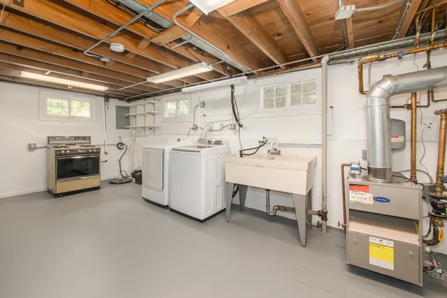 $569,000 | 1008 North Newberry Lane, Arlington Heights, IL 60004