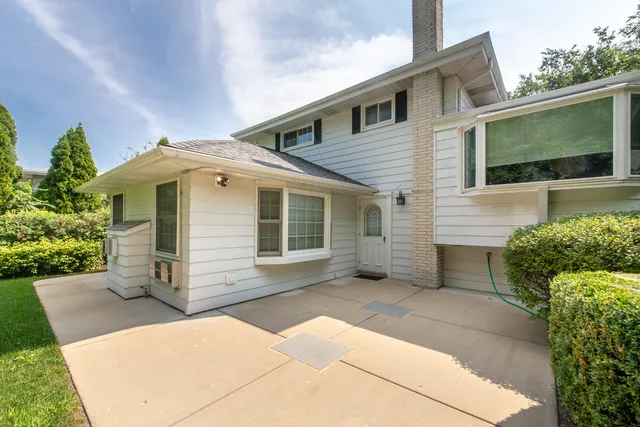 $569,000 | 1008 North Newberry Lane, Arlington Heights, IL 60004