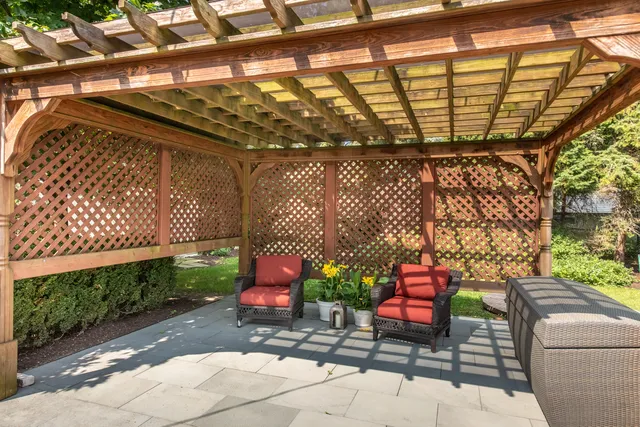 $569,000 | 1008 North Newberry Lane, Arlington Heights, IL 60004