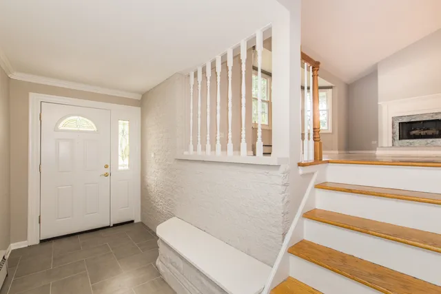 $569,000 | 1008 North Newberry Lane, Arlington Heights, IL 60004