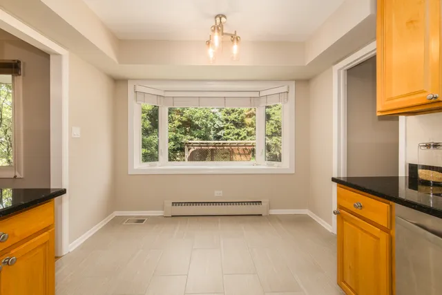 $569,000 | 1008 North Newberry Lane, Arlington Heights, IL 60004