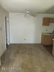 3511 East Baseline Road, Unit 1061 Phoenix, AZ 85042 - Photo 3 of 7 Dinning