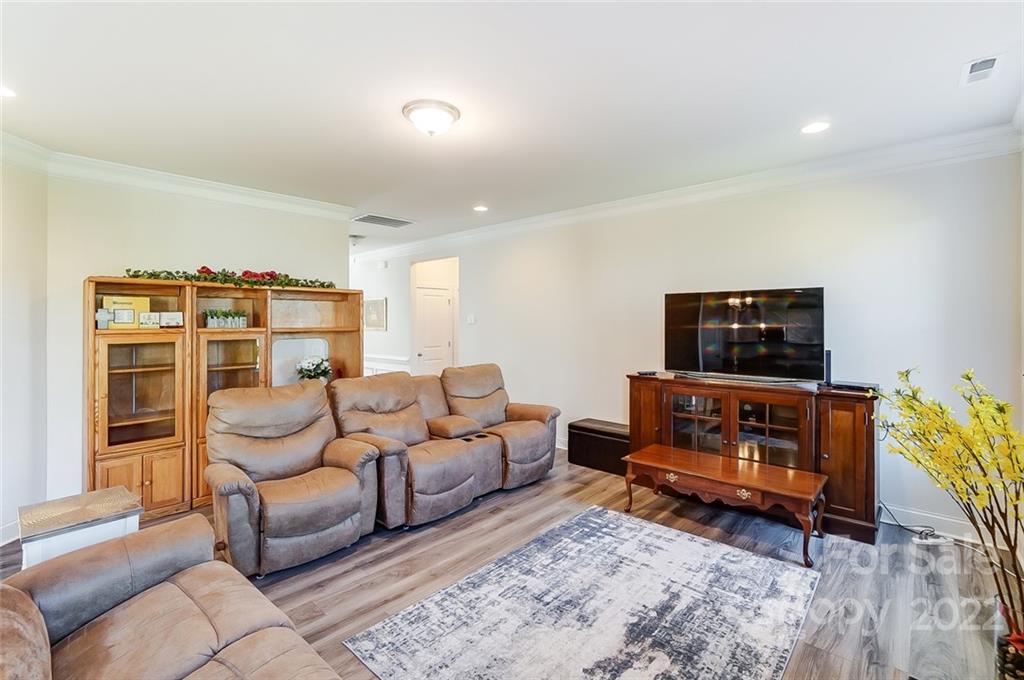7084 Bareland Road Indian Land, SC 29707 - Photo 6 of 30 Gallery Image 6