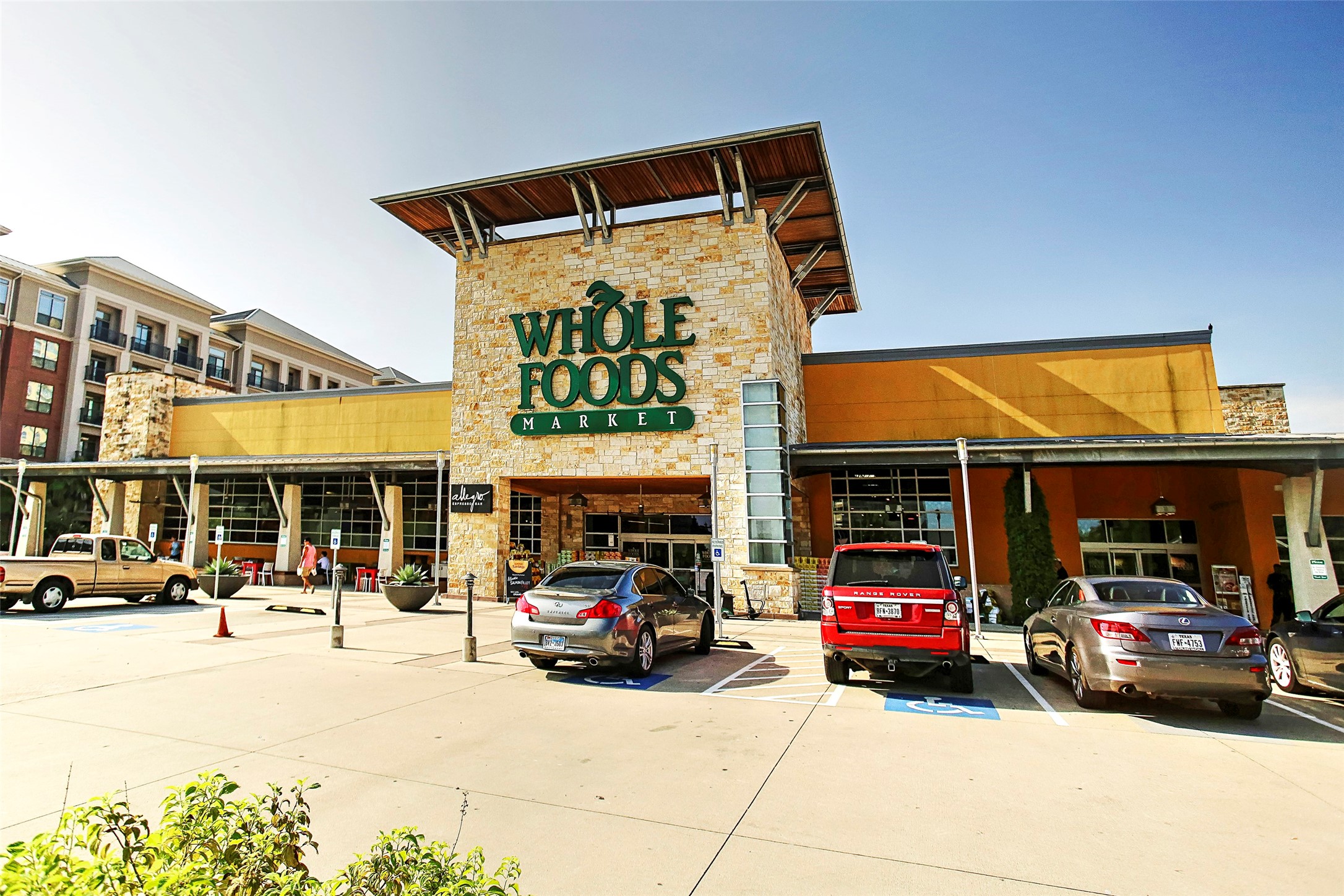 1639 Sutton Street Houston, TX 77006 - Photo 27 of 27 a view of a cars park in front of building