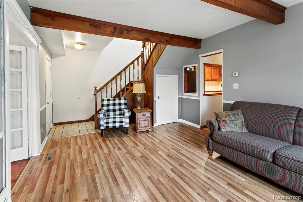 225 West Ridge Street Owosso, MI 48867 - Photo 2 of 46