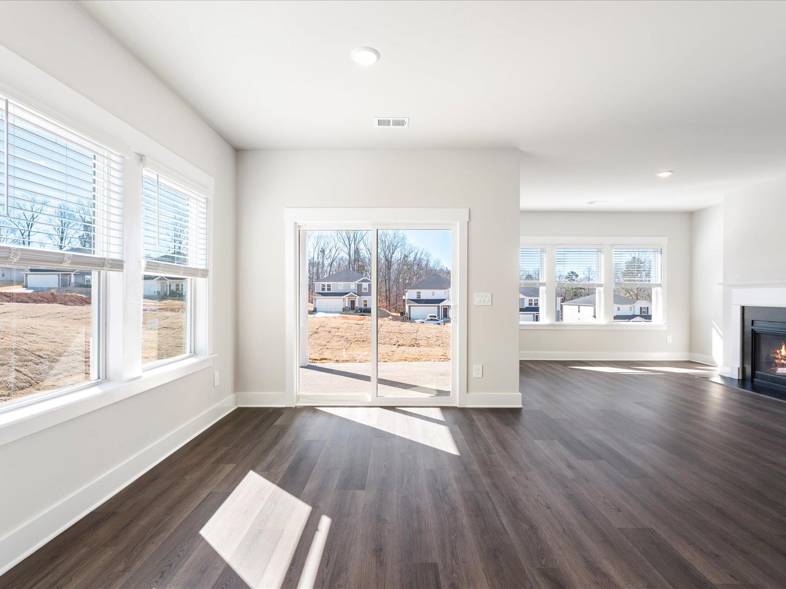 1030 Hillcraft Drive Greer, SC 29651 - Photo 9 of 33