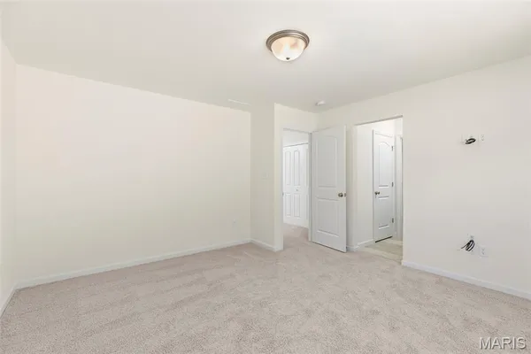 $429,900 | 1519 Winding Mdws Drive, Fenton, MO 63026