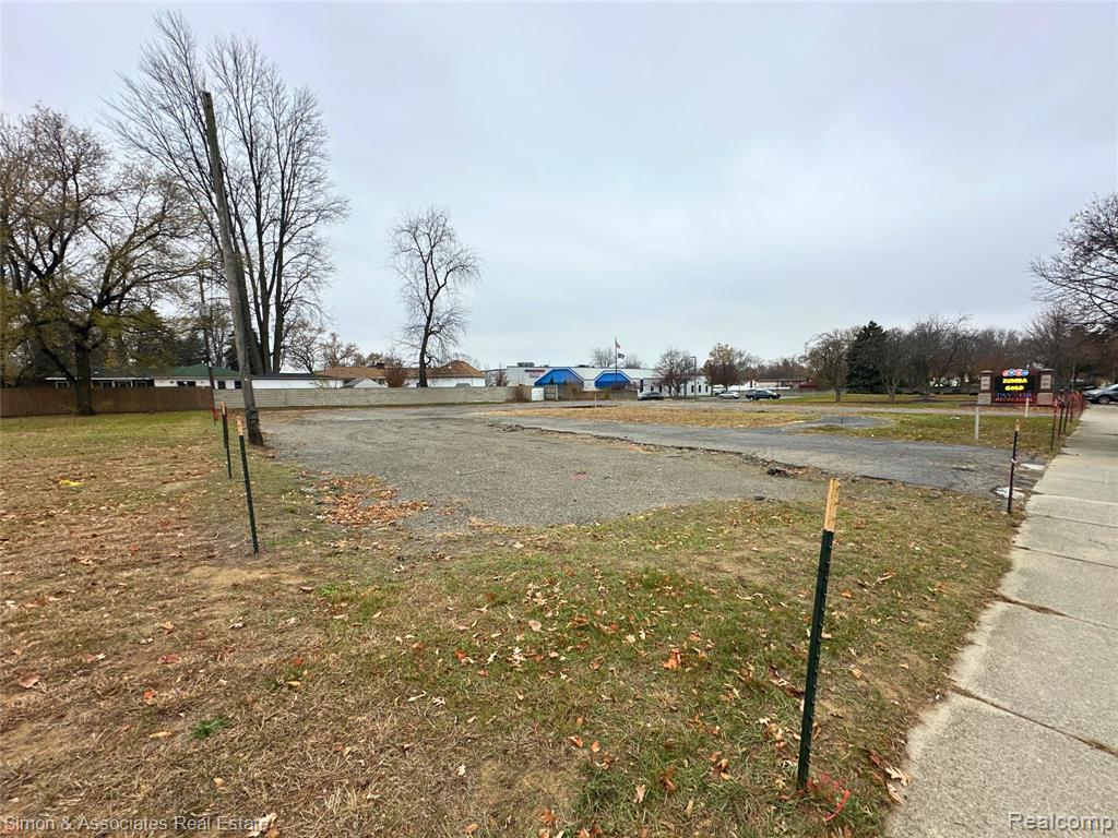 22675 Goddard Road Taylor, MI 48180 - Photo 3 of 4