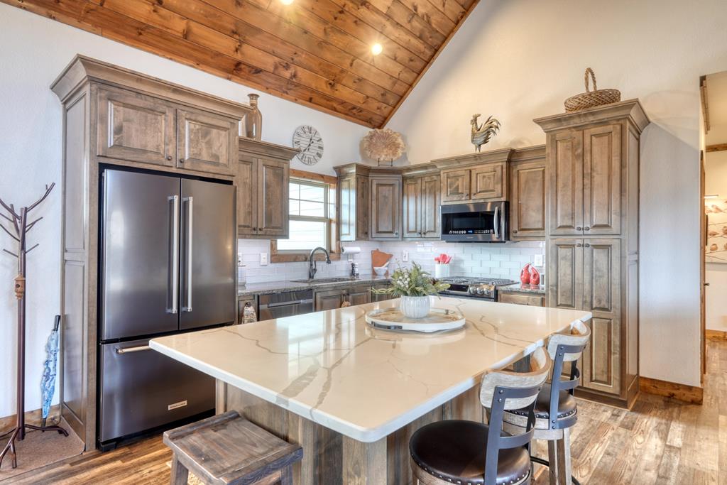 368 Ivy Log Heights Road Young Harris, GA 30582 - Photo 8 of 64 Gallery Image 8