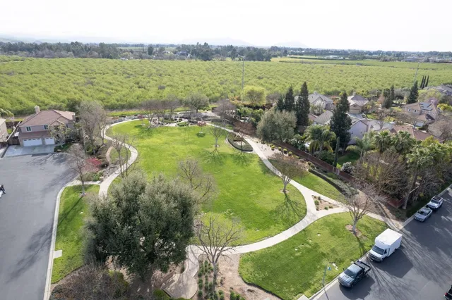 $765,000 | 4626 North Arrow Ridge Way, Clovis, CA 93619