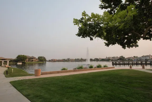 $765,000 | 4626 North Arrow Ridge Way, Clovis, CA 93619