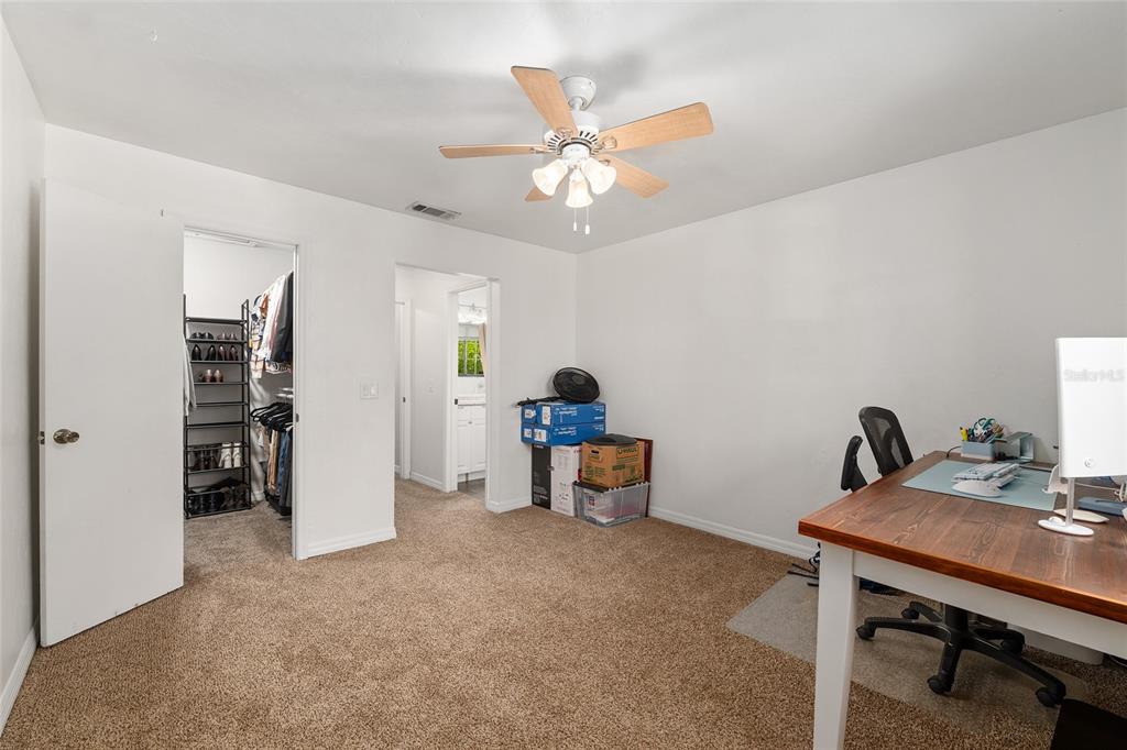 900 Southwest 62nd Boulevard, Unit D24 Gainesville, FL 32607 - Photo 30 of 53