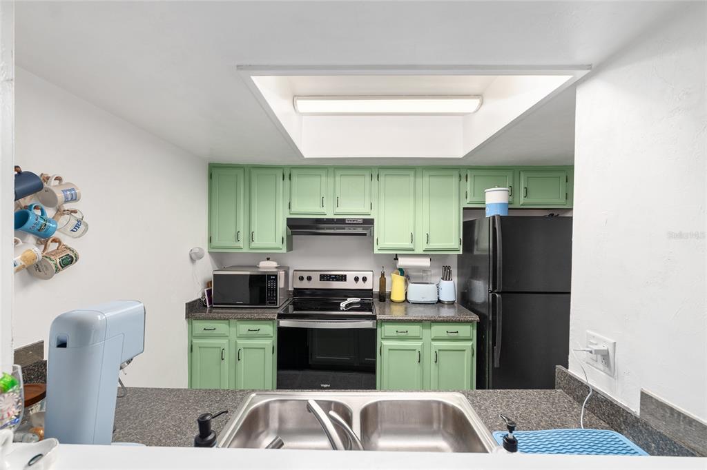 900 Southwest 62nd Boulevard, Unit D24 Gainesville, FL 32607 - Photo 4 of 53