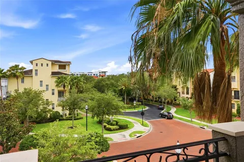 $749,900 | 4815 Yacht Club Drive, Unit 105, Tampa, FL 33616