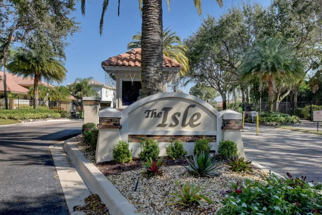 $1,150,000 | 10738 Santa Rosa Drive, Boca Raton, FL 33498