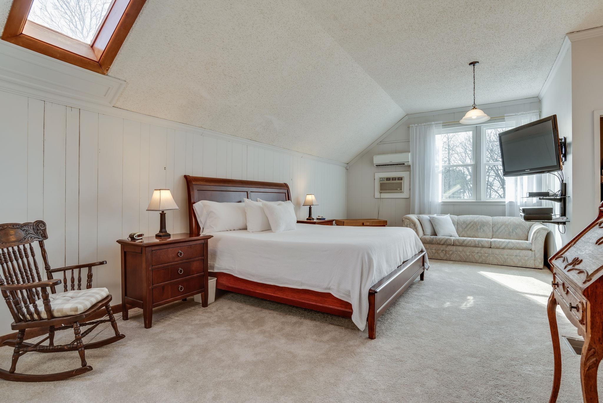 4133 Arno Road Franklin, TN 37064 - Photo 21 of 30 a bedroom with bed and window