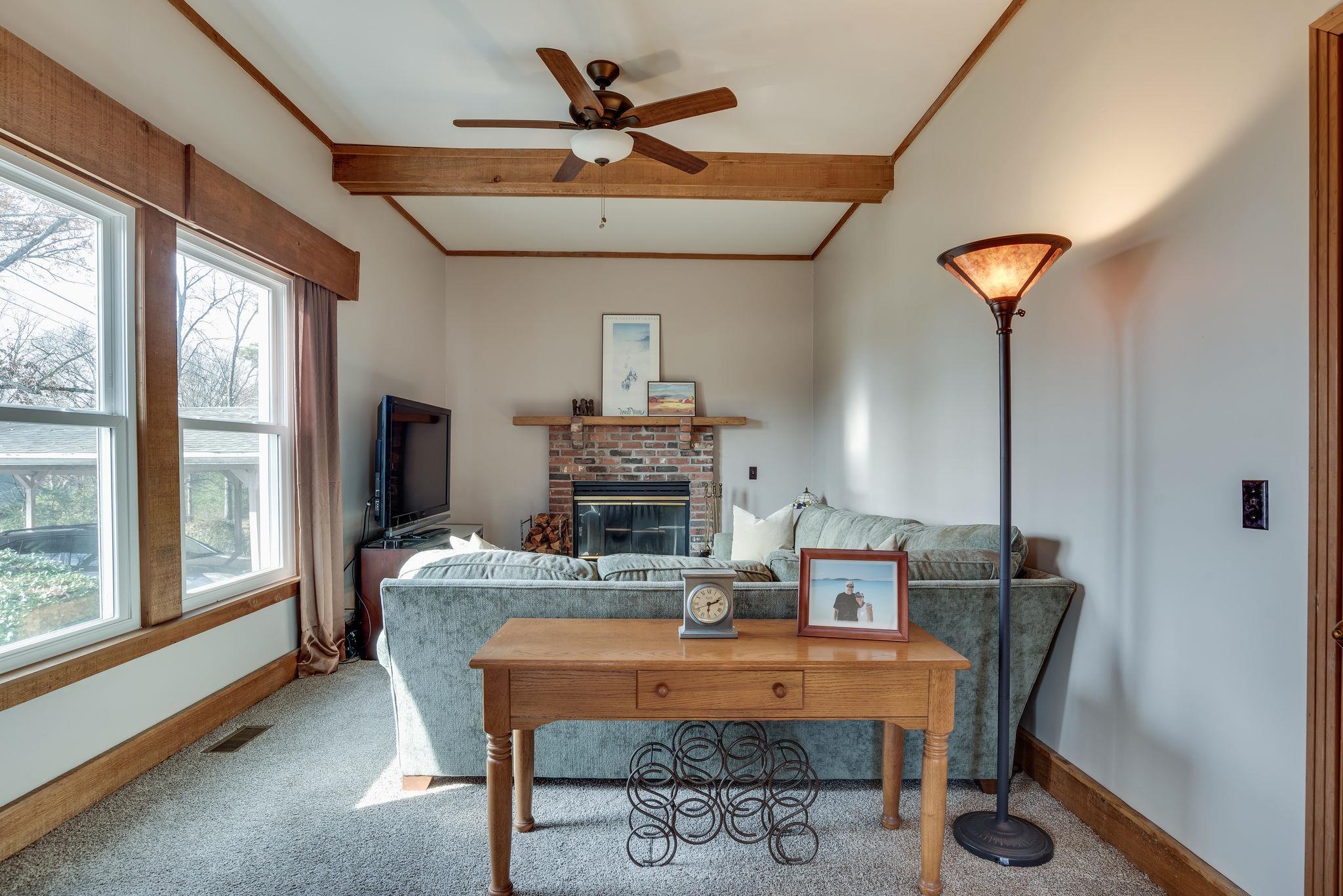 4133 Arno Road Franklin, TN 37064 - Photo 9 of 30 a workspace with furniture and window