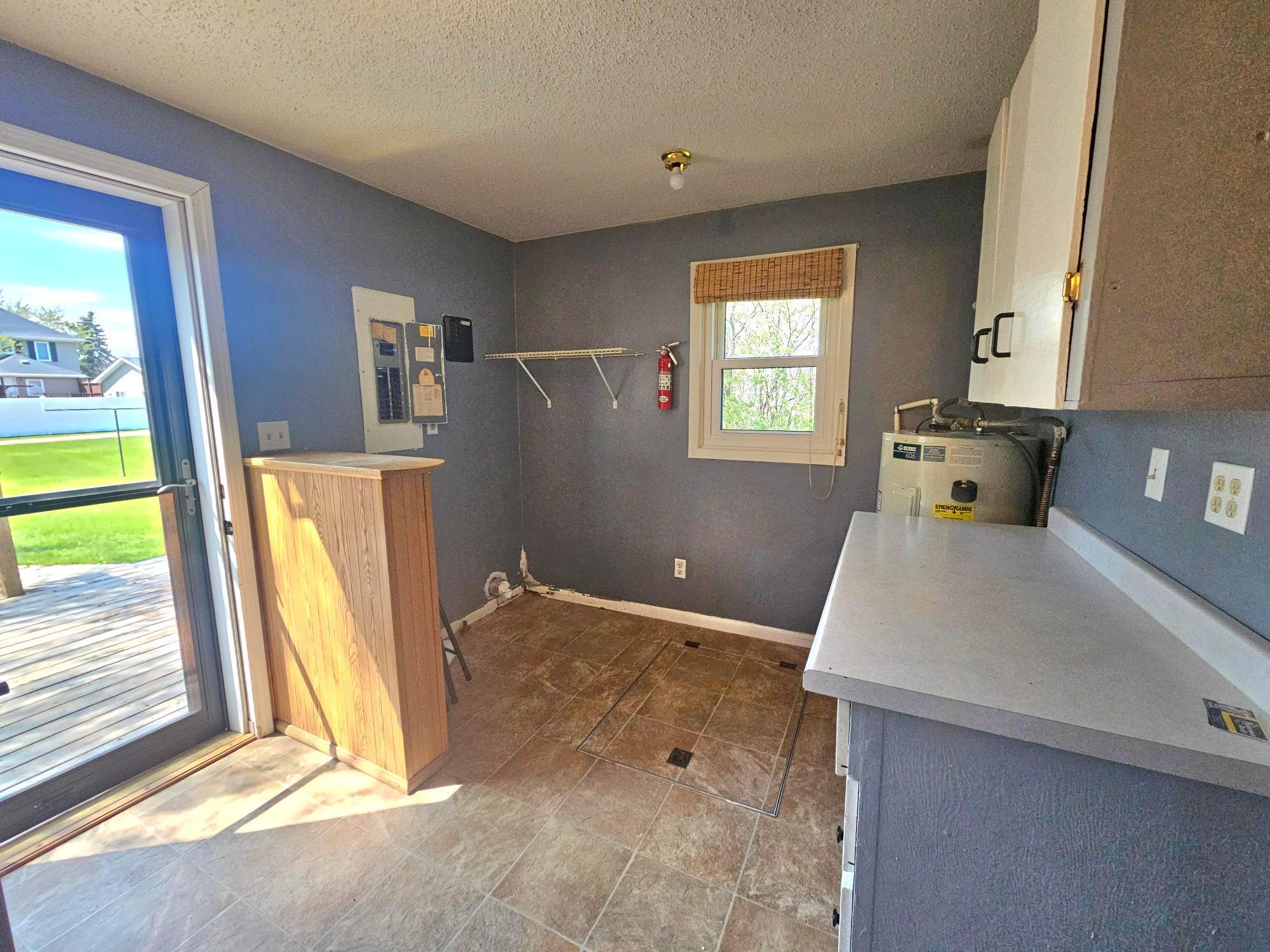 127 State Avenue Warren, MN 56762 - Photo 17 of 25
