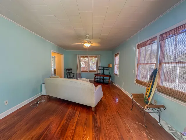 $3,030 | 422 Riverland Drive, Charleston, SC 29412