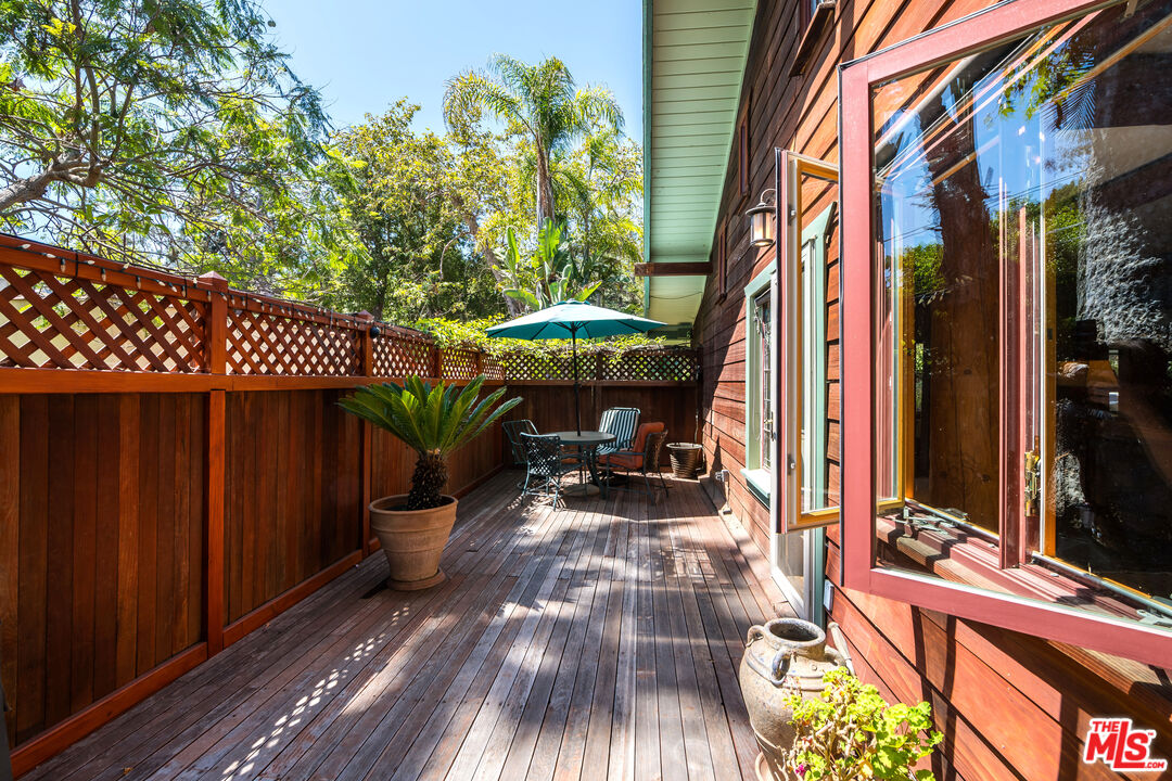 454 East Rustic Road Santa Monica, CA 90402 - Photo 15 of 34 a view of an outdoor space