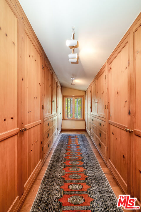 454 East Rustic Road Santa Monica, CA 90402 - Photo 30 of 33