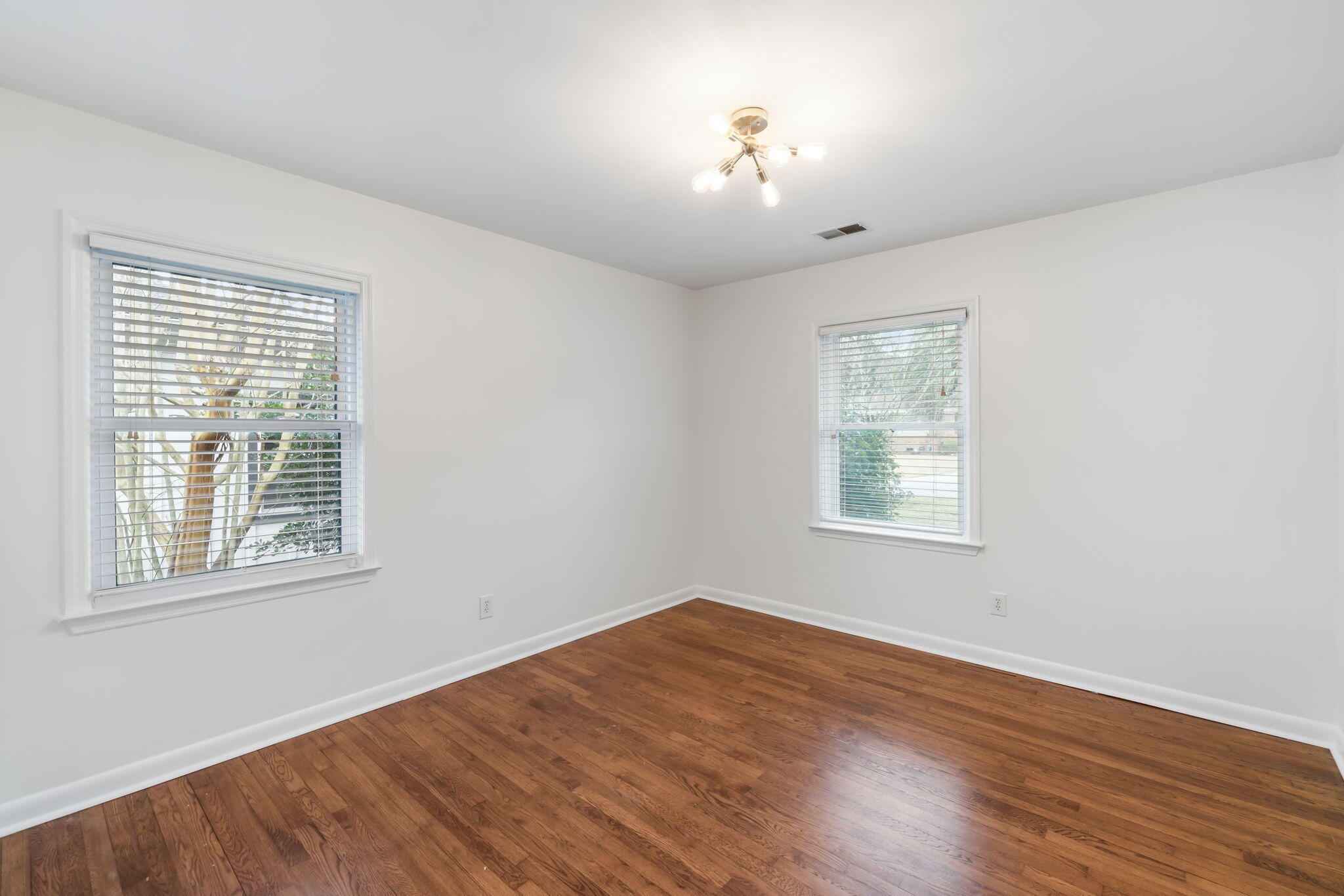 1520 Birthright Street Charleston, SC 29407 - Photo 23 of 25 Large bedroom