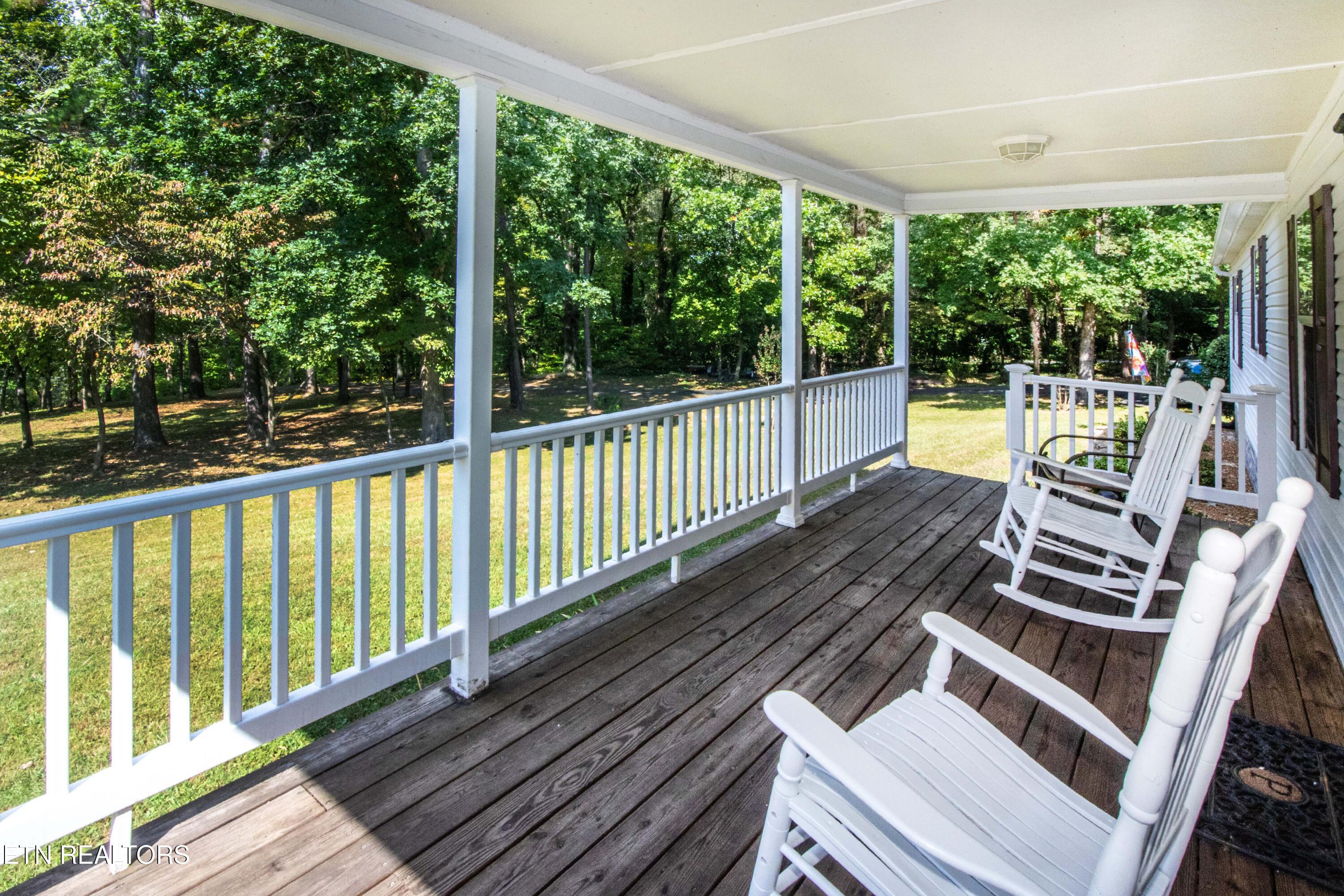1424 Hickey Road Knoxville, TN 37932 - Photo 17 of 25 V19A2961