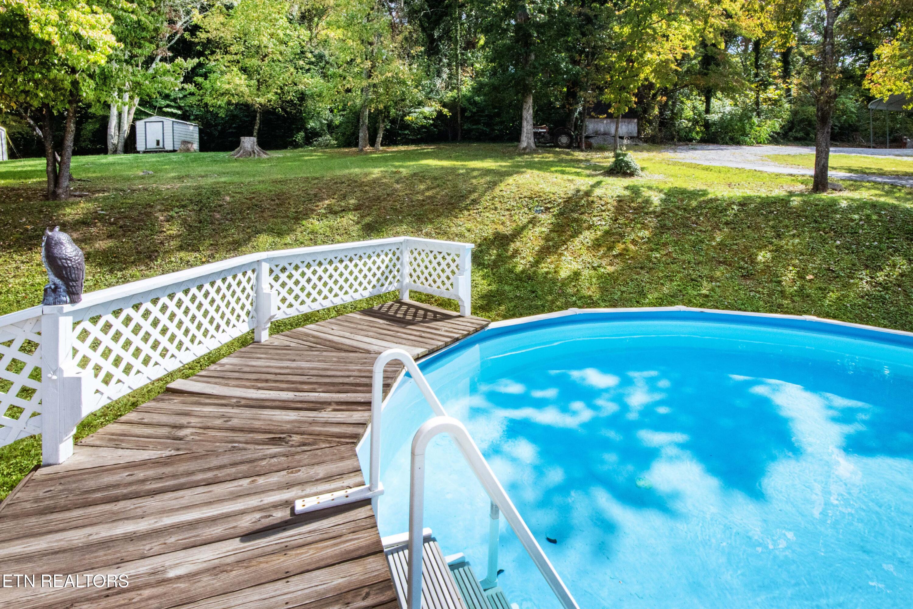 1424 Hickey Road Knoxville, TN 37932 - Photo 19 of 25 V19A2968