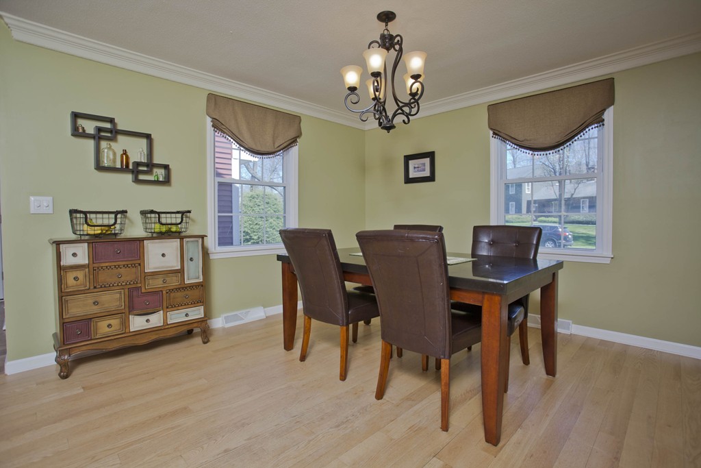 71 Brewster Road West Springfield, MA 01089 - Photo 4 of 30 Gallery Image 4