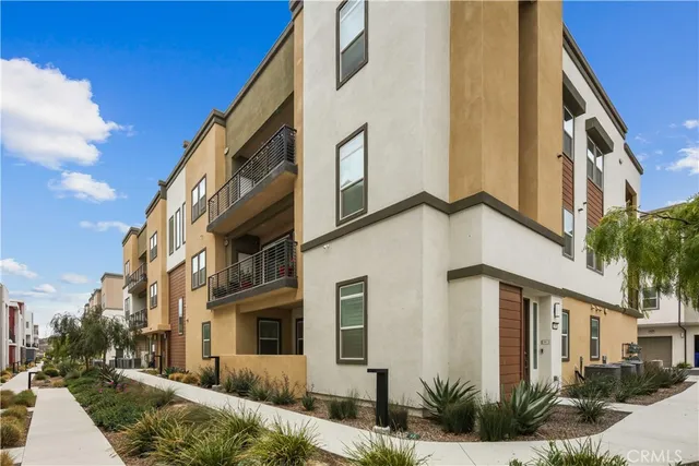 $499,900 | 26973 West Prospector Road, Unit 302, Valencia, CA 91381