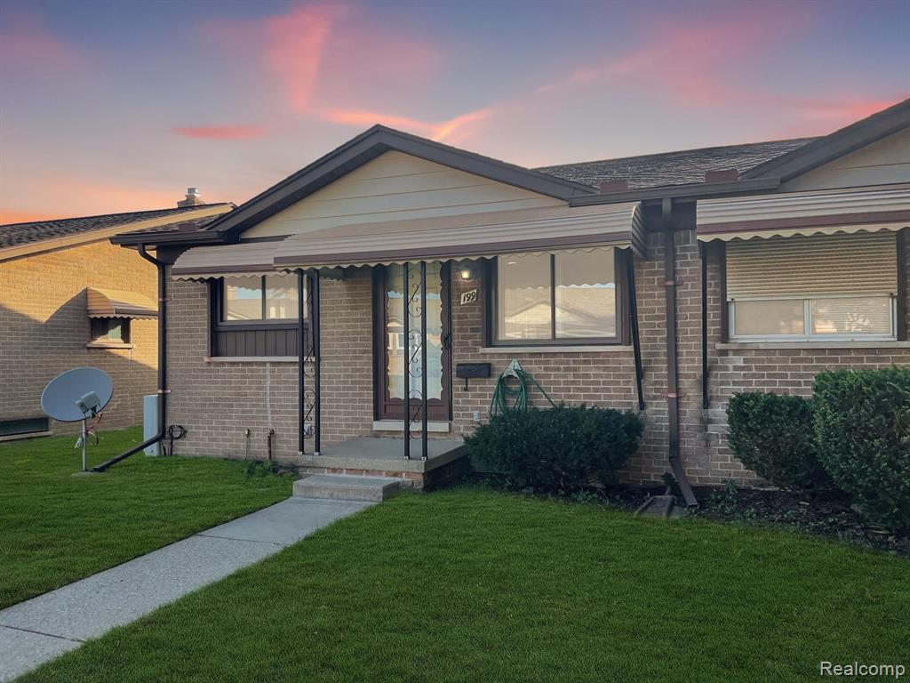 8401 18 18 Mile Road, Unit 199 Sterling Heights, MI 48313 - Photo 1 of 24