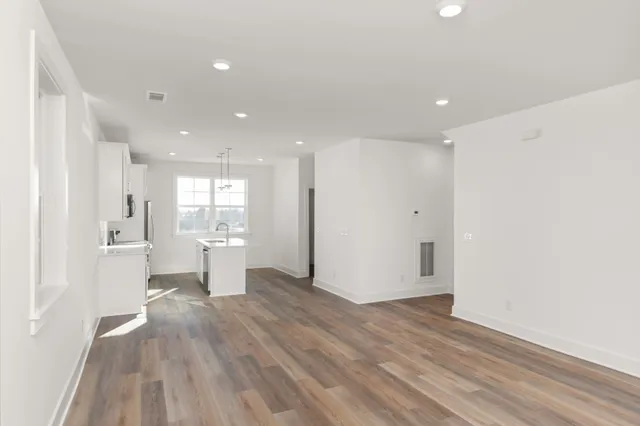 $404,300 | 247 Nesbitt Lane, Madison, TN 37115