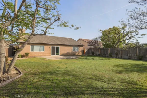 $2,300 | 12227 Grand Teton Drive, Bakersfield, CA 93312