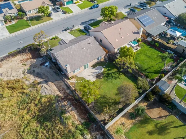 $2,300 | 12227 Grand Teton Drive, Bakersfield, CA 93312