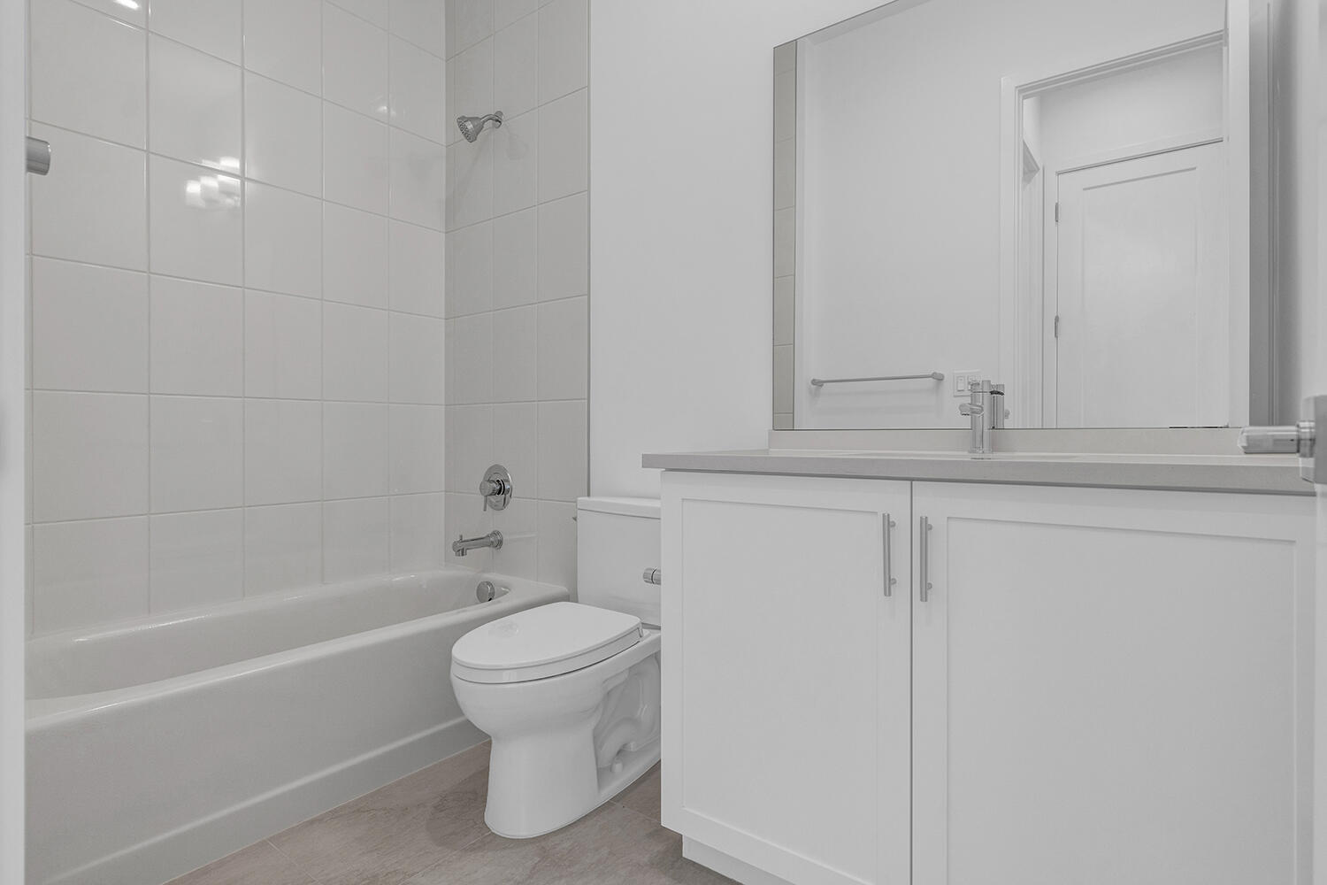 9523 Riverside Pk Drive Boca Raton, FL 33434 - Photo 29 of 47 BathroomUpstairs1