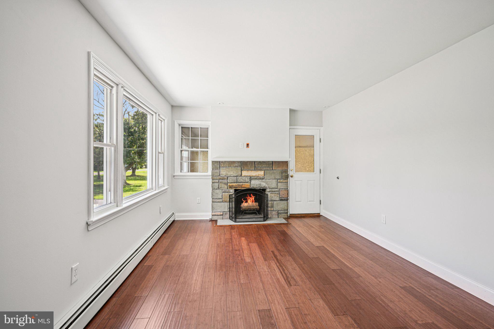 1937 Clearview Road Souderton, PA 18964 - Photo 4 of 28 Gallery Image 4