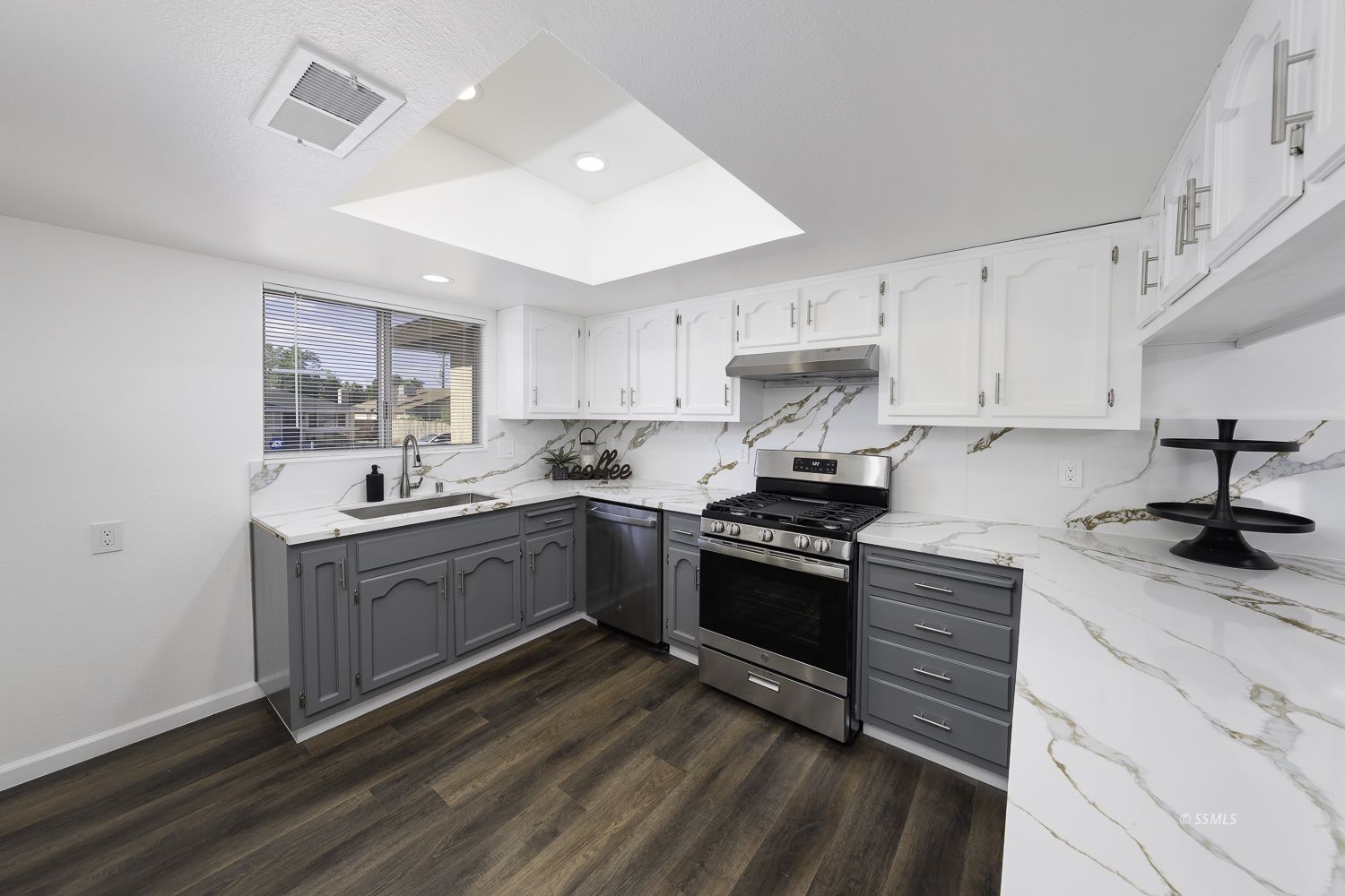 537 West Joyner Avenue Ridgecrest, CA 93555 - Photo 9 of 39