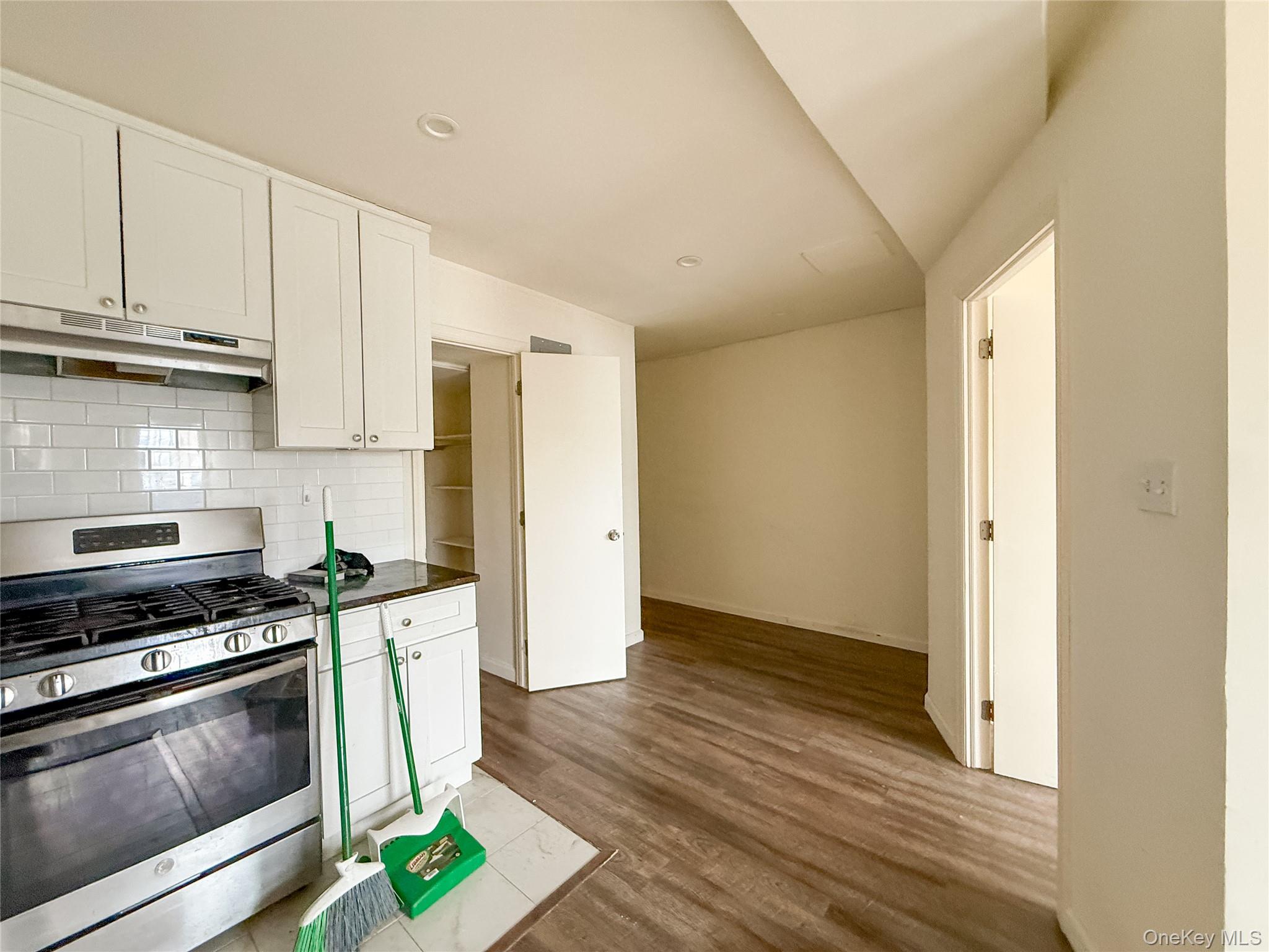 765 Shore Road, Unit L Long Beach, NY 11561 - Photo 4 of 9