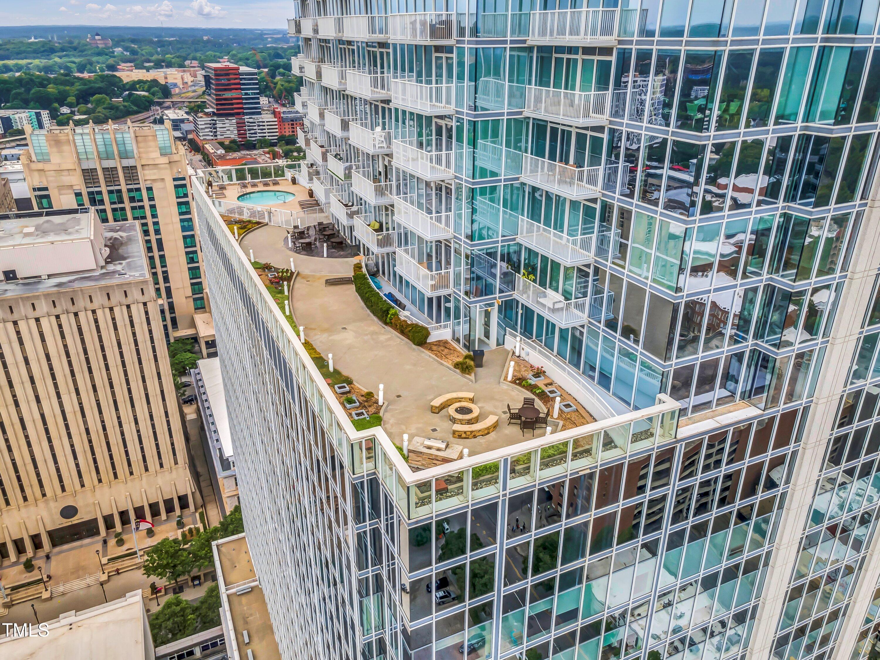 301 Fayetteville Street, Unit 2705 Raleigh, NC 27601 - Photo 37 of 45 06-DJI_0372