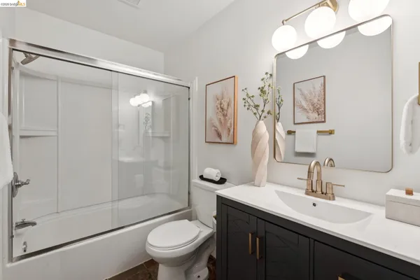 $575,000 | 199 Montecito Avenue, Unit 107, Oakland, CA 94610