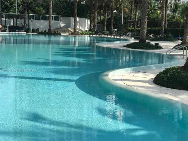 $5,000 | 1500 Bay Road, Unit 522S, Miami Beach, FL 33139